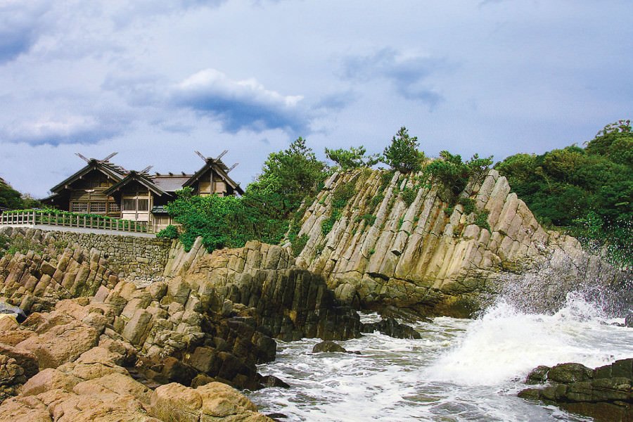 ⛩️ 오미 신사(오오미진자) 이미지 1